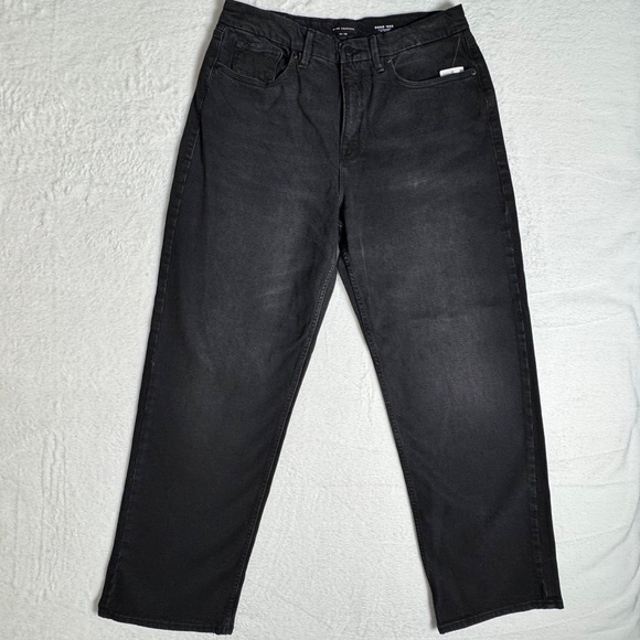 NWT Good American "Good 90s" Mid Rise Relaxed Fit Black Wash Jeans Size 14 L32" - Picture 4 of 14